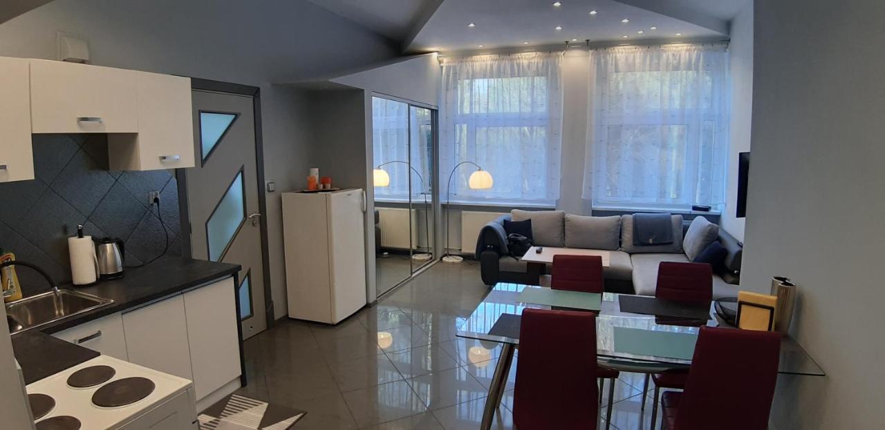Pogodny Apartament Kudowa-Zdrój Exterior foto